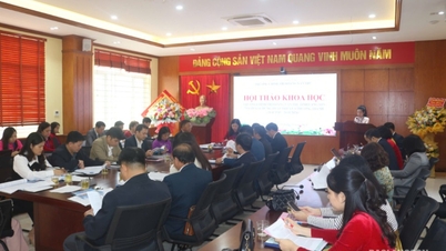 សន្និសីទវិទ្យាសាស្ត្រស្តីពី ៧៥ឆ្នាំនៃការសាងសង់ ការអភិវឌ្ឍន៍ និងការរីកចម្រើននៃសាលានយោបាយ Hoang Van Thu - កាសែត Lang Son៖ ព័ត៌មានថ្មីៗ ត្រឹមត្រូវ និងល្បីល្បាញ