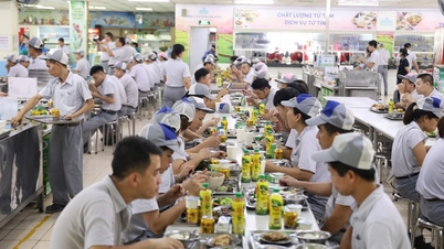 ទំនាក់ទំនងកាន់តែច្រើនជាមួយកម្មករតាមរយៈ "Union Meal"
