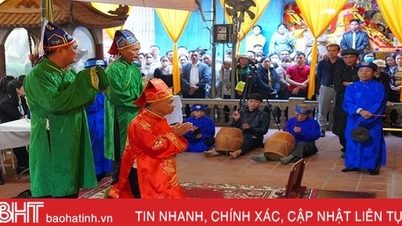 ខួបមរណភាពរបស់ Saint Quan Hoang Muoi នៅប្រាសាទ Cho Cui