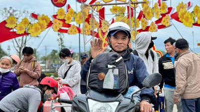 ប្រជាជនក្រីក្រ ស្រក់ទឹកភ្នែក ត្រឡប់ទៅផ្ទះ តេត តាមឡានក្រុងសូន្យ