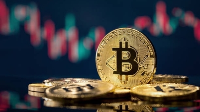 Giá Bitcoin lại vượt mốc 100.000 USD