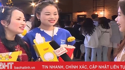 Ha Tinh audience shares about "Mai"