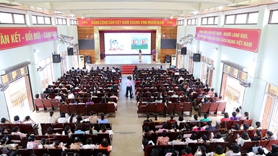 គ្រូបង្រៀននៅសាលាបឋមសិក្សាជិត 400 នាក់នៅស្រុក Kien An ចូលរួមវគ្គបណ្តុះបណ្តាលរដូវក្តៅ និងការអភិវឌ្ឍន៍វិជ្ជាជីវៈនៅឆ្នាំ 2024