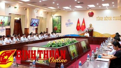 បង្កើតមុខតំណែងការងារ ដើម្បីសម្រួល និងសម្រួលអង្គភាព