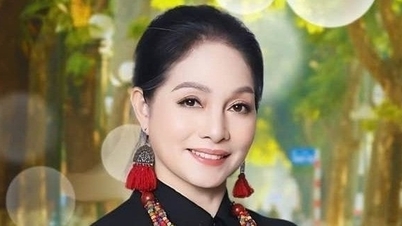 Nữ Nghệ sĩ nhân dân tặng học trò nghèo xe máy, được trả ơn ô tô nhưng từ chối