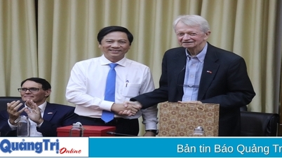 Phó Chủ tịch UBND tỉnh Hoàng Nam tiếp Tổ chức Cựu chiến binh vì hòa bình