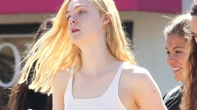 The beauty of "Hollywood princess" Elle Fanning