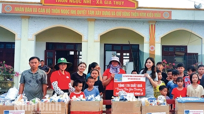 Một mùa trăng của san sẻ yêu thương