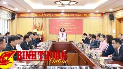 ធ្ងន់ធ្ងរ និងសំខាន់នៅក្នុងការពិនិត្យឡើងវិញចុងឆ្នាំ