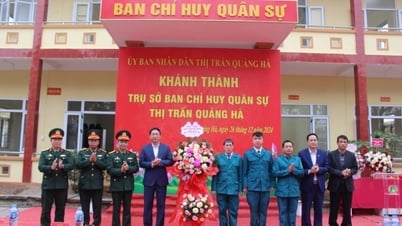 Hai Ha: Inauguration of 2 commune Military Command headquarters