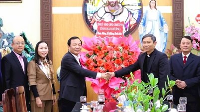 Mong bà con giáo dân tiếp tục sống 'tốt đời, đẹp đạo', góp sức xây dựng, phát triển quê hương