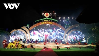 Opening of the Festival honoring the specialty of Wax Coconut, which is 100 years old and has been associated with Tra Vinh