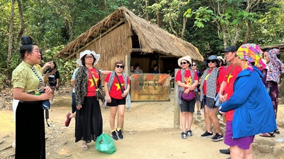 Dien Bien ស្វាគមន៍​ភ្ញៀវ​ទេសចរ 180.000 នាក់​ក្នុង​អំឡុង​ពេល​ឈប់​សម្រាក 5 ថ្ងៃ។