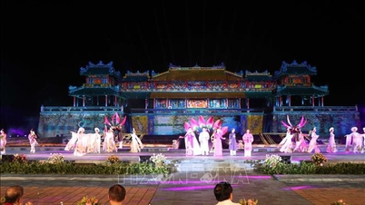 เทศกาลเว้เติบโตแข็งแกร่งขึ้นหลังจากจัดมา 24 ปี น่าประทับใจและมีมนุษยธรรม