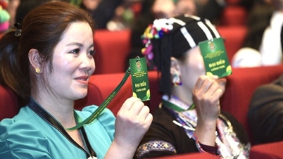 Eröffnung des ersten Arbeitstages des 8. Nationalen Delegiertenkongresses der Vietnam Farmers' Union