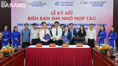 Ký kết biên bản ghi nhớ hợp tác phần mềm giám sát thi cử và thu phí không dùng tiền mặt trong sát hạch lái xe