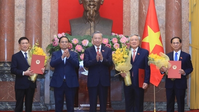 Tổng Bí thư, Chủ tịch nước Tô Lâm trao quyết định bổ nhiệm 3 Phó Thủ tướng, 2 Bộ trưởng