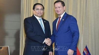 Thủ tướng Phạm Minh Chính gặp Thủ tướng Campuchia tại Australia