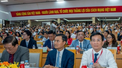 Đồng chí Hồ Văn Mười tham dự hội nghị công bố quy hoạch tỉnh Bình Phước