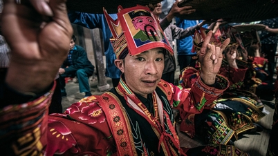 ចង្កៀង​៧​យ៉ាង​ប្លែក​ពី​គេ​ក្នុង​ពិធី​ចូល​មក​ដល់​នៃ​យុគសម័យ Dao Lo Gang Vo Nhai - Thai Nguyen