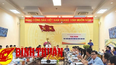 បង្កើតកម្លាំងយុវជនសម្រាប់បក្ស