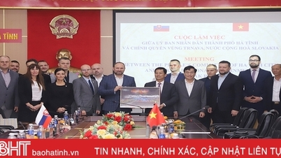 ទីក្រុង Trnava - ស្លូវ៉ាគី និងទីក្រុង Ha Tinh ពង្រឹងកិច្ចសហប្រតិបត្តិការ និងអភិវឌ្ឍន៍រួមគ្នា