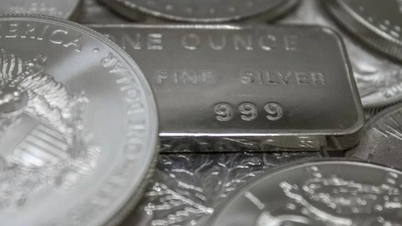 Giá bạc giảm nhẹ do chịu tác động từ đồng USD.