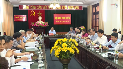 Ban Tổ chức TƯ tổ chức Hội nghị lấy ý kiến