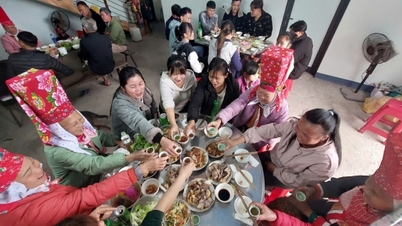 ដើម​តេត​នៅ​ភូមិ​ដាវ