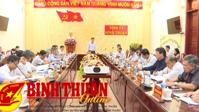 កិច្ចប្រជុំលើកទី១ នៃអនុគណៈកម្មការឯកសារនៃមហាសន្និបាតបក្សលើកទី១៥