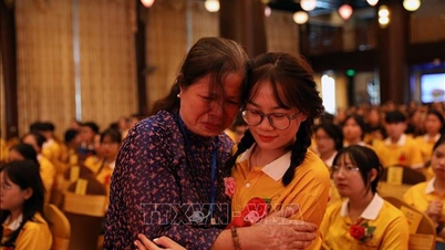 Vu lan báo hiếu tại chùa Tam Chúc thu hút hàng ngàn tăng ni, phật tử tham dự