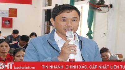 គណៈប្រតិភូក្រុមប្រឹក្សាប្រជាជនខេត្តជួបសំណេះសំណាលជាមួយអ្នកបោះឆ្នោតនៅ Vu Quang, Thach Ha