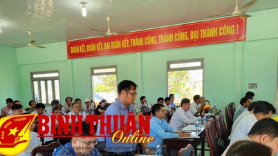 Cử tri kiến nghị làm đường dân sinh và nước cho sản xuất