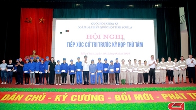 Đoàn đại biểu Quốc hội tỉnh tiếp xúc cử tri tại huyện Mộc Châu