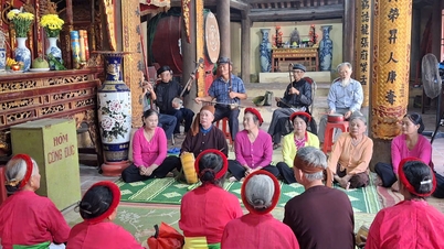 ការ​ព្រួយ​បារម្ភ​ពី​ការ​ធ្លាក់​ចុះ​នៃ​សិល្បៈ​នៃ​ការ​ច្រៀង​ស្គរ​នៅ Thuc Khang