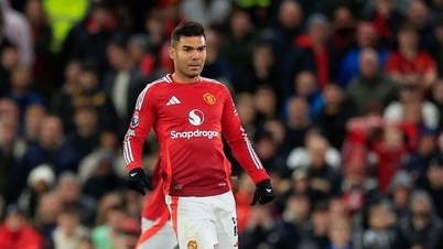 Casemiro អាចនឹងចាកចេញពី MU ក្នុងខែមករា Al-Nassr ផ្តល់ប្រាក់ខែ "ដ៏ធំ"