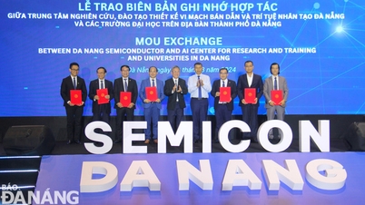 Signing many memorandums of understanding to develop semiconductor human resources in Da Nang
