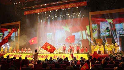 10월 10일 수도 해방 기념일 70주년을 엄숙히 기념합니다.