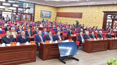 បើកសម័យប្រជុំលើកទី២៨ នៃក្រុមប្រឹក្សាប្រជាជនខេត្ត Hai Duong លើកទី១៧