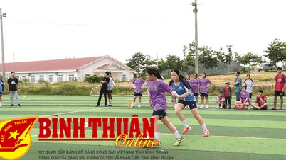 បើកការប្រកួតបាល់ទាត់នារី