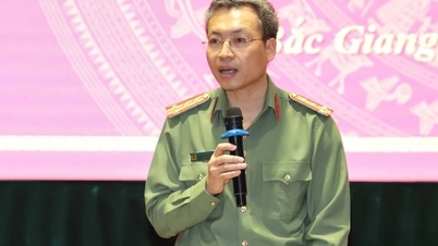 박장성 경찰청장 응우옌 꾸옥 토안은 공안부 사무국장을 맡고 있다.
