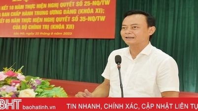ពង្រឹងការងារចលនាមហាជន និងការពារមូលដ្ឋានមនោគមវិជ្ជារបស់បក្ស