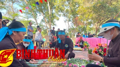 ការប្រលងធ្វើនំប្រពៃណីនៅពិធីបុណ្យ Dinh Thay Thim