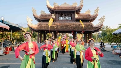 Tưng bừng lễ hội truyền thống đền Lảnh Giang năm 2024