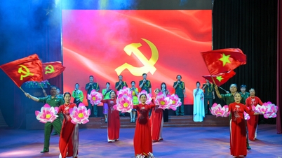 10 ក្រុមចូលរួមពិធីបុណ្យច្រៀងអតីតយុទ្ធជនខេត្តលើកទី 1 ឆ្នាំ 2024