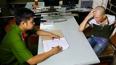 Những đảng viên gương mẫu