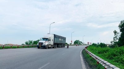 ハイズオン省は国道17B号線とディン橋（キンモン）を結ぶ道路を建設することを決定した。
