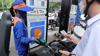 Bensinprisene litt redusert