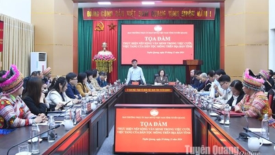 สัมมนาการนำวิถีชีวิตแบบอารยะมาใช้ในงานแต่งและงานศพของชาวม้ง