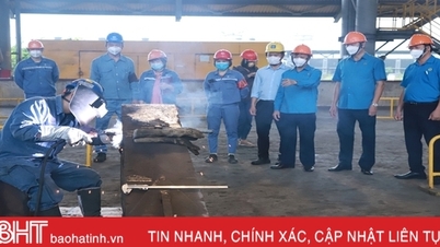 Đa dạng hình thức tuyên truyền pháp luật cho người lao động ở KKT Vũng Áng